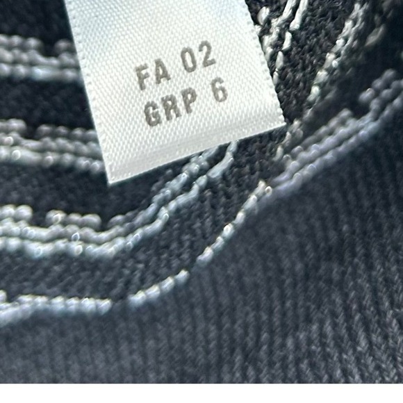 St John Sport Santana Knit Sweater Women's Size Medium Black Sequin Y2K - Picture 8 of 10